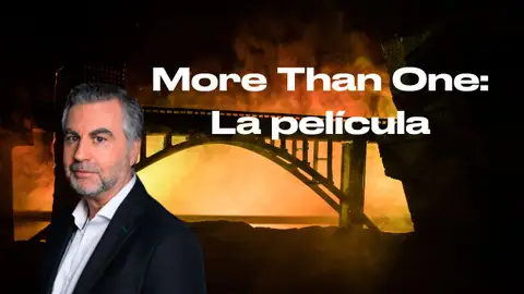 Carlos Alsina se viste de superhéroe en 'More Than One: La película' Carlos Alsina se viste de superhéroe en 'More Than One: La película'