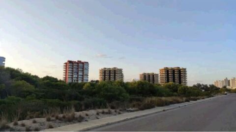 Torres de apartamentos de La Devesa de El Saler