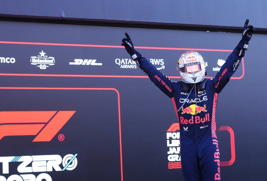 Verstappen arrasa en Japón; Sainz sexto y Alonso octavo Verstappen arrasa en Japón; Sainz sexto y Alonso octavo