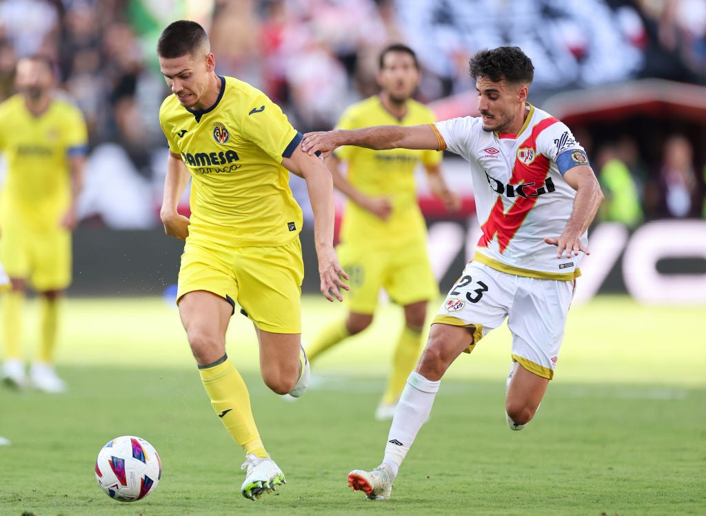 El Villarreal sale reforzado del asedio del Rayo El Villarreal sale reforzado del asedio del Rayo