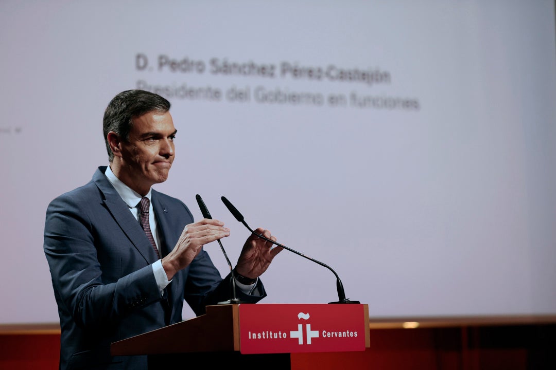 Pedro Sánchez dice que el tiempo dará la razón a las lenguas cooficiales en el Congreso Pedro Sánchez dice que el tiempo dará la razón a las lenguas cooficiales en el Congreso