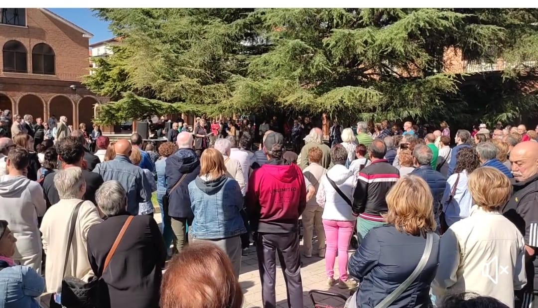"La venta de droga continúa con un descaro terrible en el barrio del Carmen" "La venta de droga continúa con un descaro terrible en el barrio del Carmen"