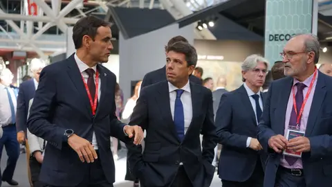 El consell concede más ayuda al sector cerámico castellonense El consell concede más ayuda al sector cerámico castellonense