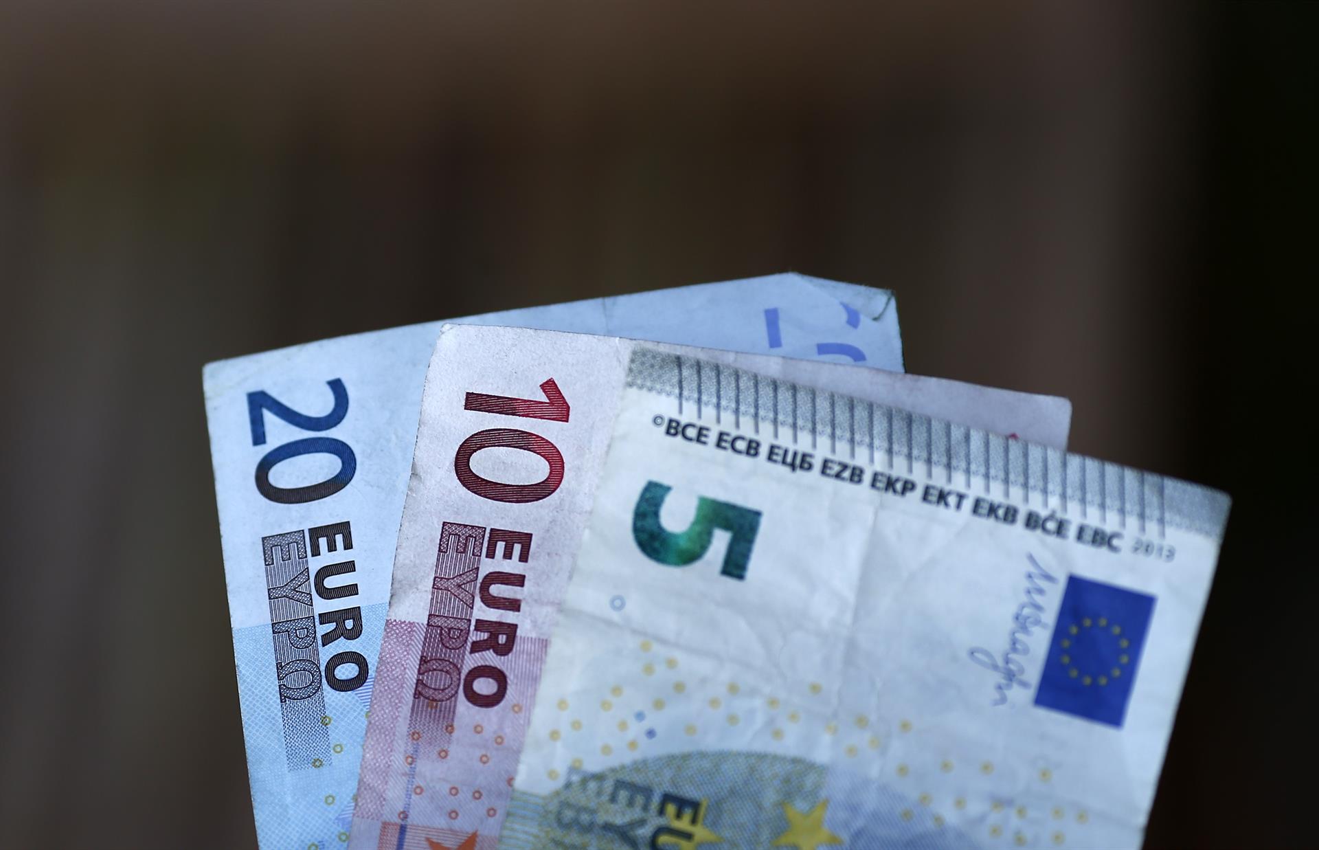 La Comunitat Valenciana es la segunda región con mayor deuda per cápita, según BBVA Research La Comunitat Valenciana es la segunda región con mayor deuda per cápita, según BBVA Research