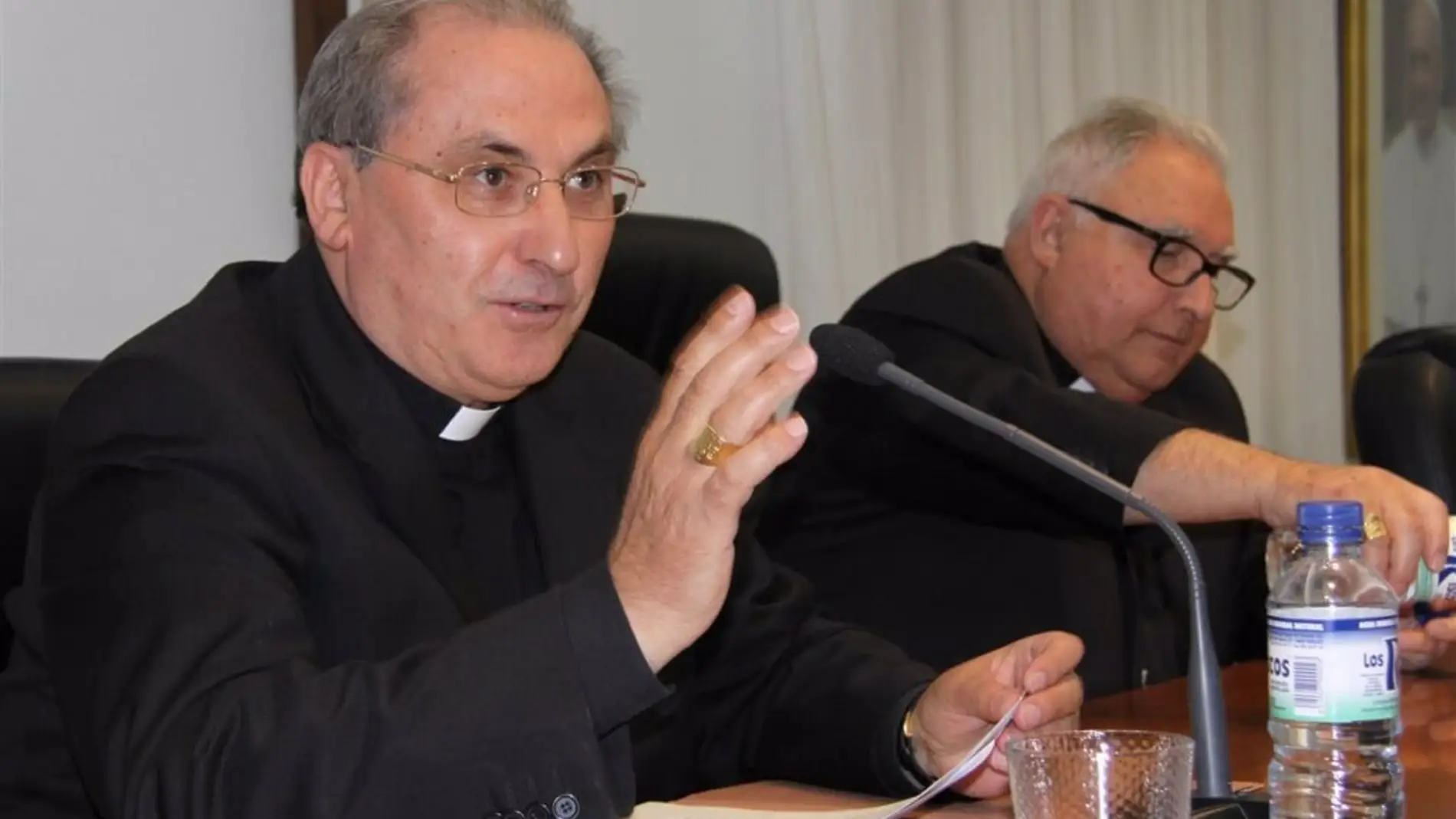 El Arzobispo de Mérida-Badajoz Celso Morga muestra su "dolor personal" por el caso de Almendralejo
