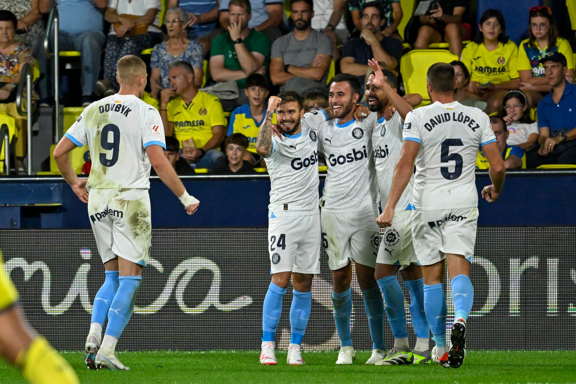 El Girona, nuevo líder de LaLiga tras ganar al Villarreal El Girona, nuevo líder de LaLiga tras ganar al Villarreal
