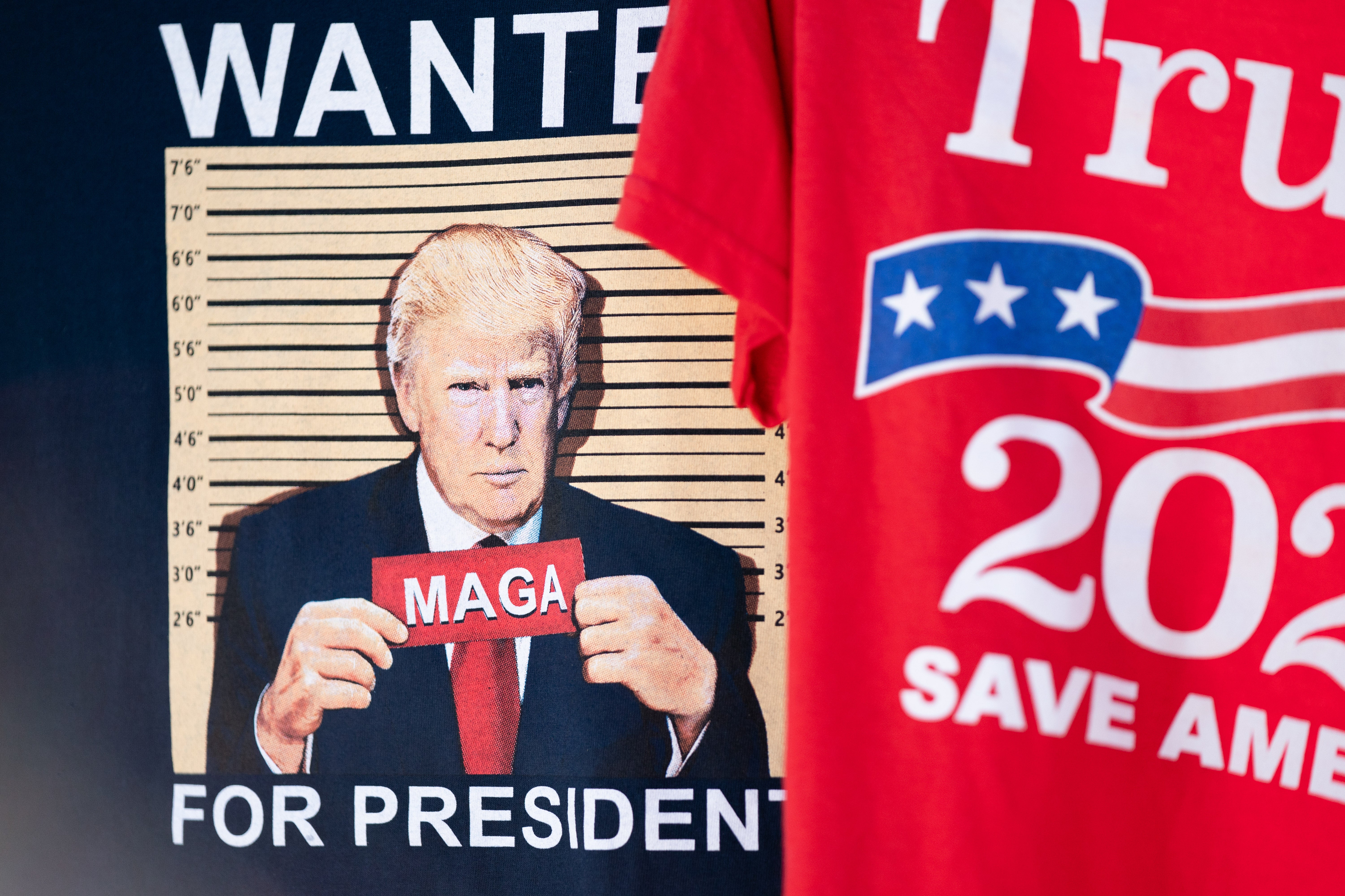 Trump, declarado culpable y con cuatro acusaciones pendientes no baja en las encuestas Trump, declarado culpable y con cuatro acusaciones pendientes no baja en las encuestas