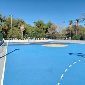 Torrevieja renueva las seis pistas azules polideportivas A+D con una inversión de 761.000 euros 