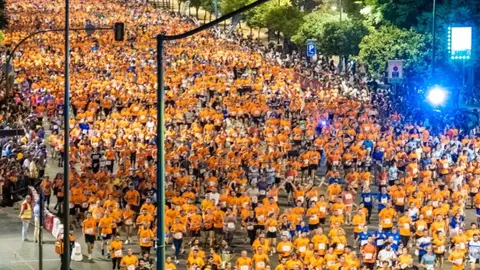 Sevilla celebra este viernes la 35 Nocturna del Guadalquivir con miles de corredores y dispositivo especial Sevilla celebra este viernes la 35 Nocturna del Guadalquivir con miles de corredores y dispositivo especial