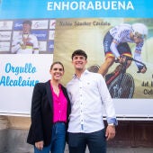 El alcalaíno Rubén Sánchez Córdoba recibe el homenaje de su ciudad tras conseguir el Campeonato del Mundo Junior de Ciclismo en Pista
