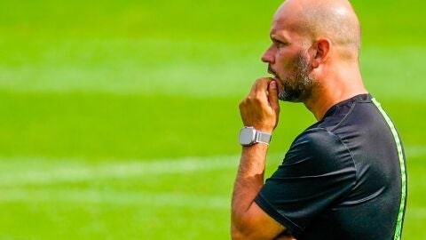 Jos&eacute; Alberto - entrenador Racing Santander