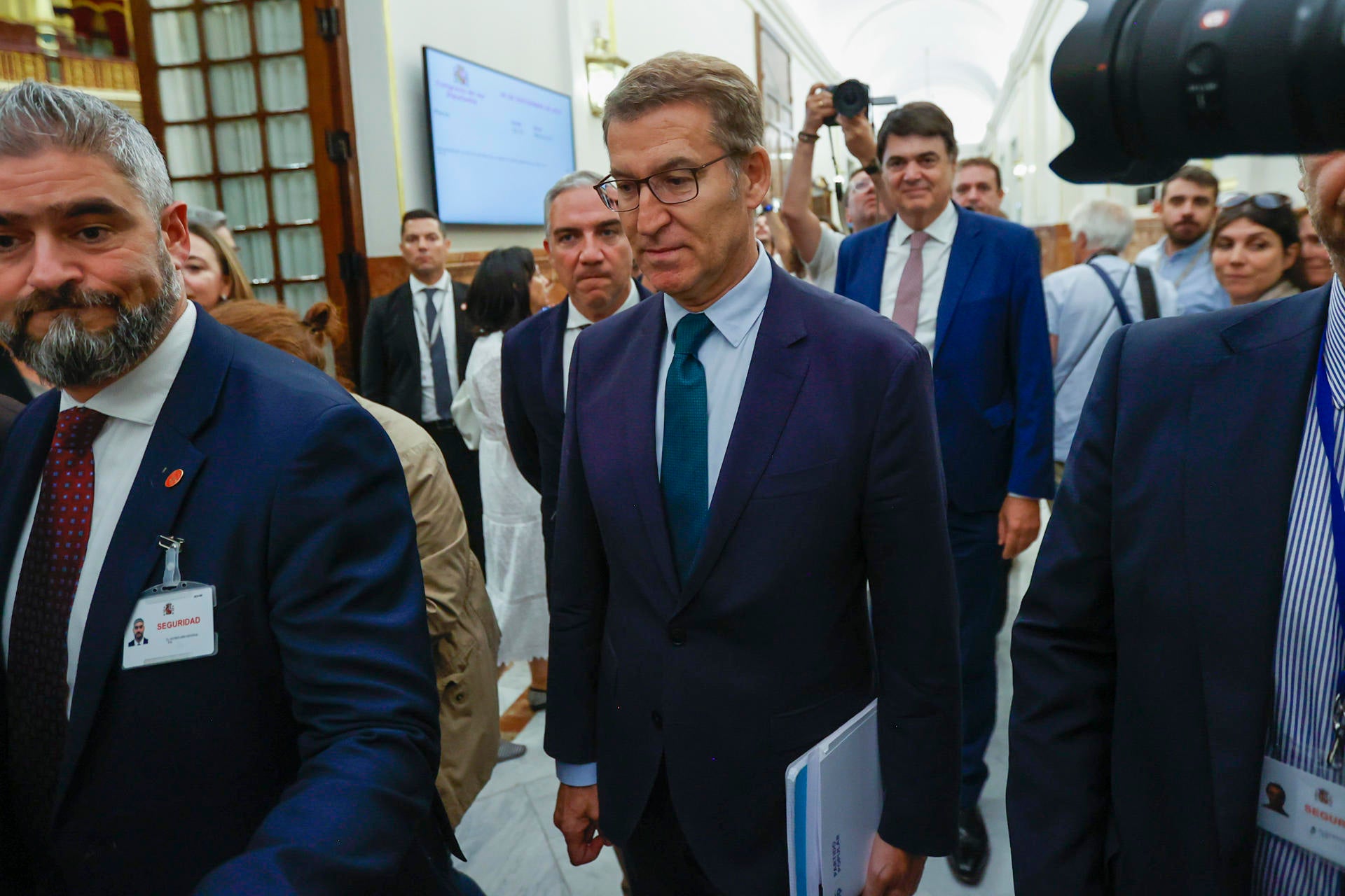 La tele con Monegal: el "show" del debate de investidura La tele con Monegal: el "show" del debate de investidura