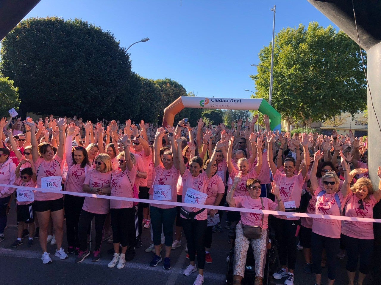 Una marea rosa de 2.500 personas inunda las calles de Ciudad Real Una marea rosa de 2.500 personas inunda las calles de Ciudad Real