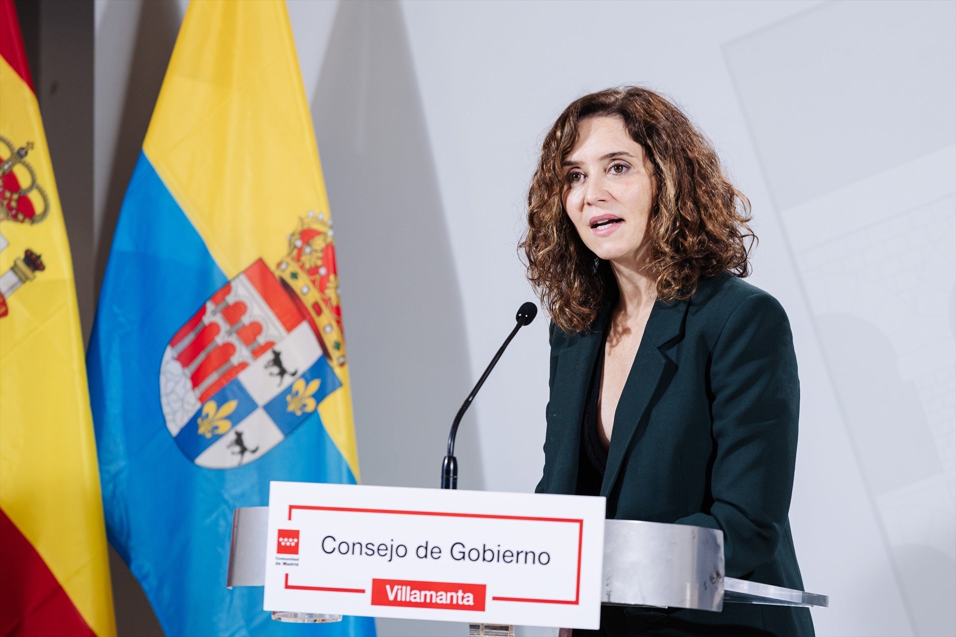 Isabel Díaz Ayuso: "La calle tiene que demostrar a Sánchez que esto no le va a salir gratis" Isabel Díaz Ayuso: "La calle tiene que demostrar a Sánchez que esto no le va a salir gratis"