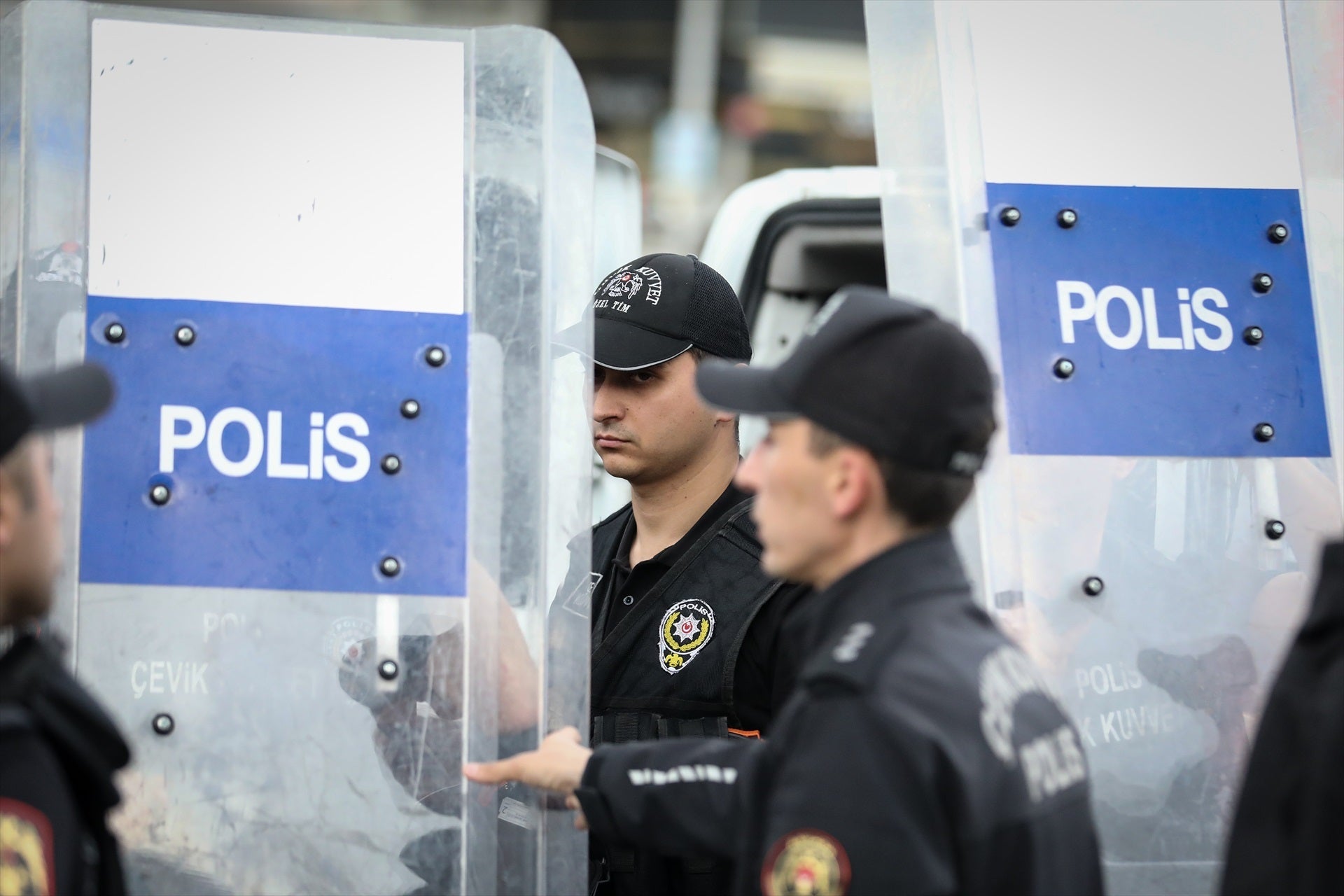 Varios heridos y al menos un supuesto terrorista muerto en un atentado suicida en Ankara Varios heridos y al menos un supuesto terrorista muerto en un atentado suicida en Ankara