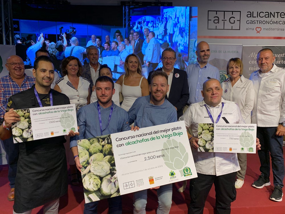 Un tartar de alcachofa confitada sobre tuétano a la brasa gana el concurso de mejor plato Un tartar de alcachofa confitada sobre tuétano a la brasa gana el concurso de mejor plato