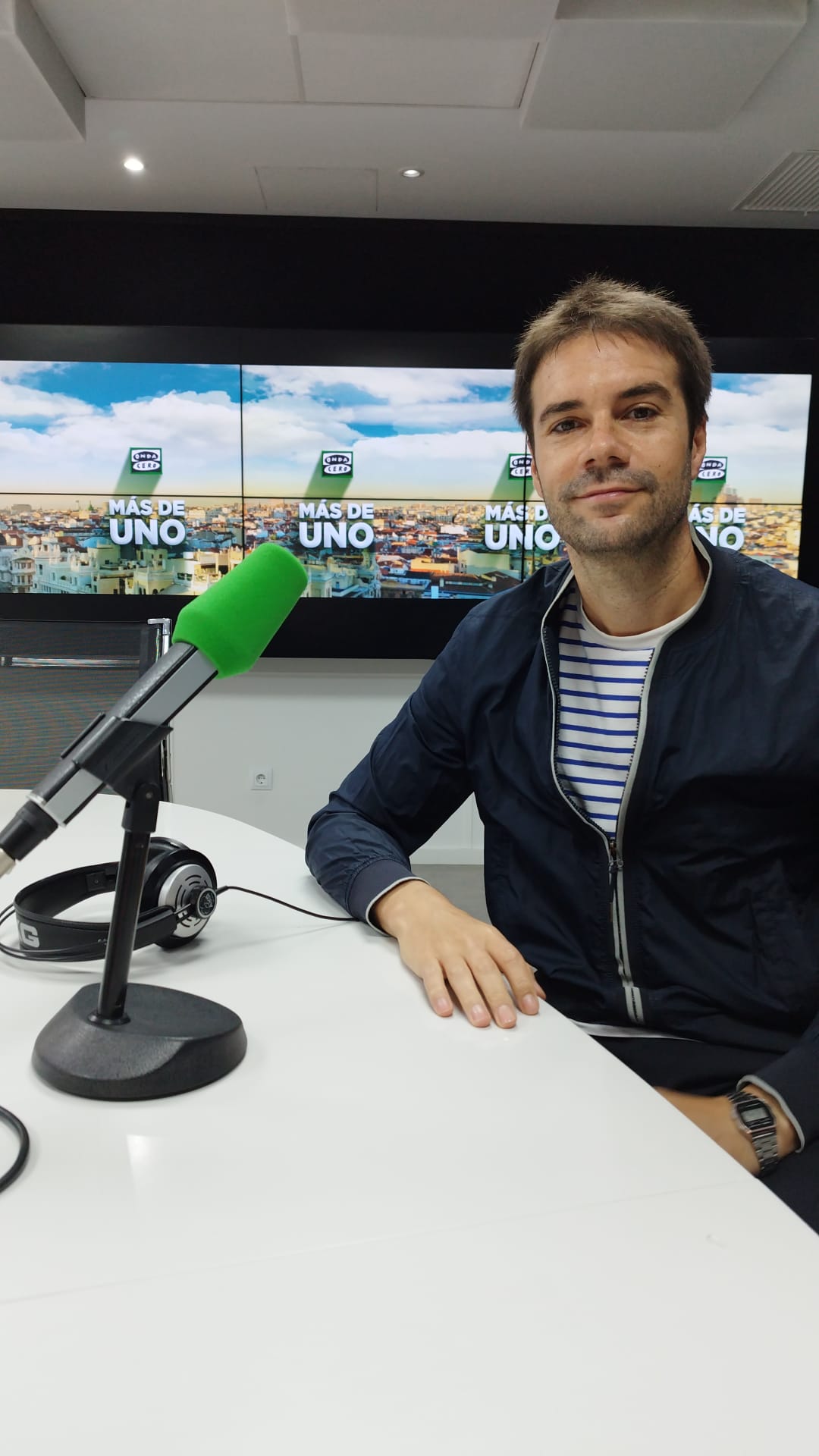 Álvaro Carmona presenta 'Déjate ver': "He escrito la serie que me ha dado la gana" Álvaro Carmona presenta 'Déjate ver': "He escrito la serie que me ha dado la gana"