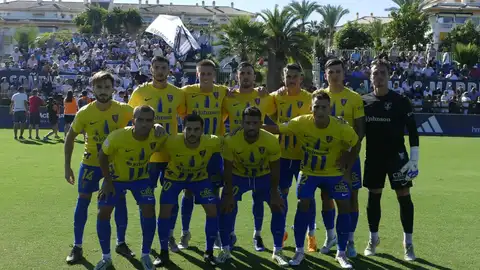 El Orihuela empató en el campo del líder Marbella (2-2) y estuvo a punto de dar la sorpresa con un triunfo Futbol