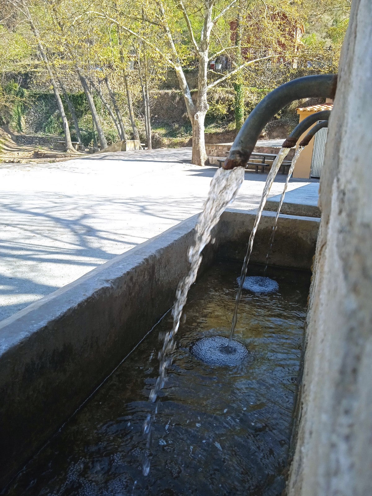 Montán pone en marcha la Ruta de los Manantiales como nuevo producto turístico Montán pone en marcha la Ruta de los Manantiales como nuevo producto turístico