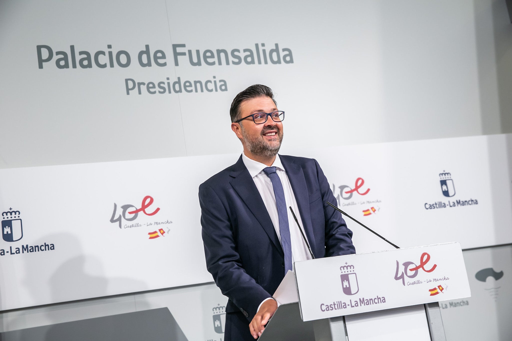 El Gobierno regional invierte en los centros educativos más de 1,8 millones de euros, tras la DANA El Gobierno regional invierte en los centros educativos más de 1,8 millones de euros, tras la DANA