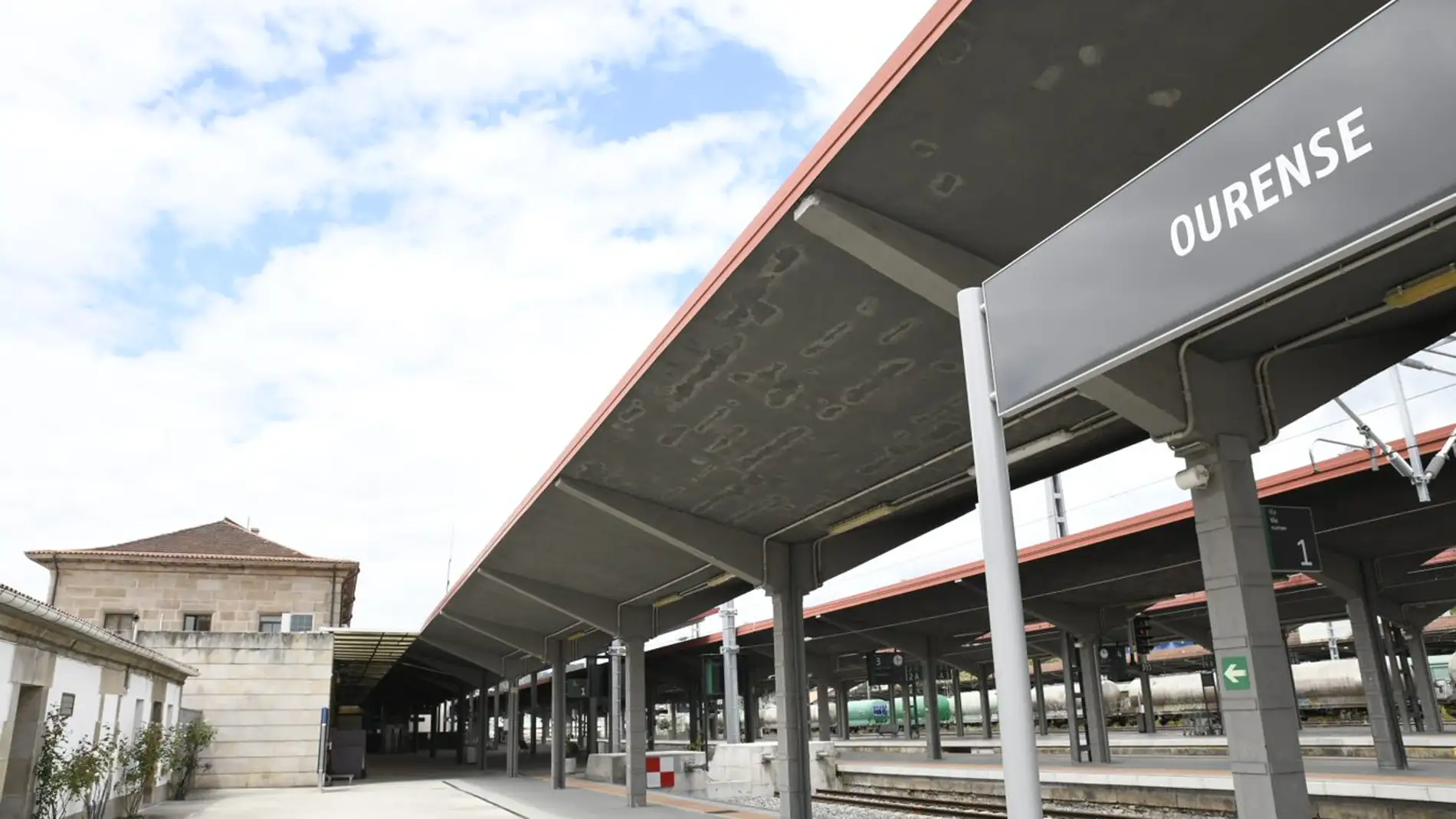 O Goberno autoriza investir 134,8 millóns de euros para remodelar e ampliar a estación de Ourense