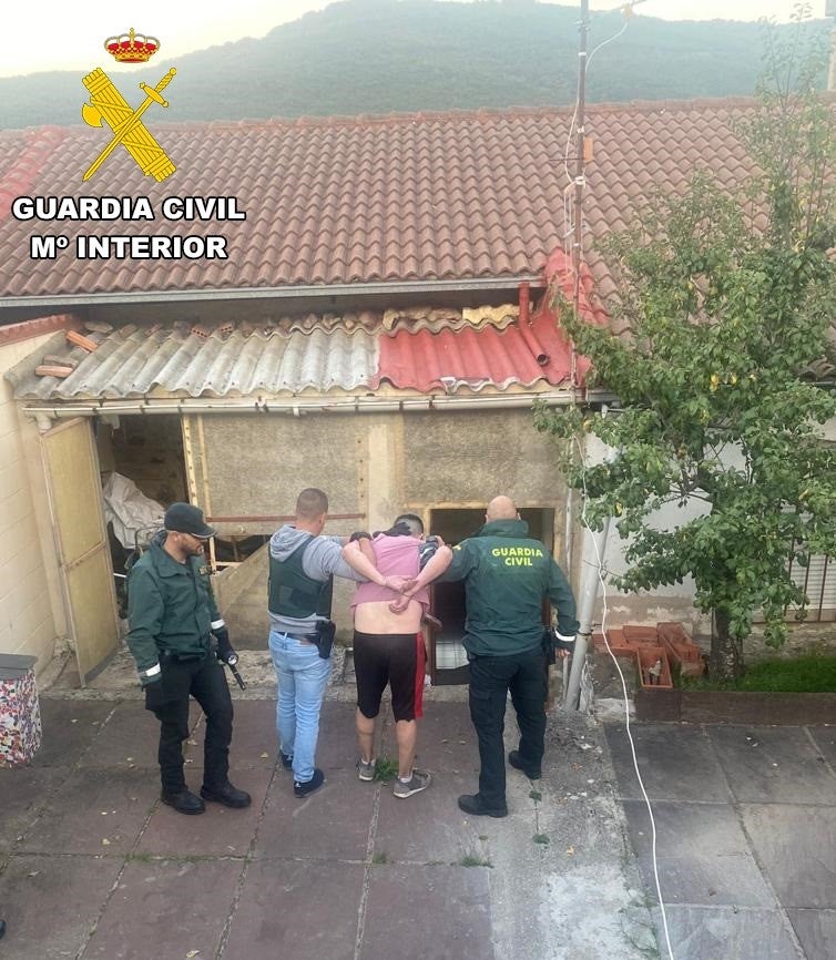 Detenido en Barruelo al quedarse dormido en una vivienda que intentaba robar Detenido en Barruelo al quedarse dormido en una vivienda que intentaba robar