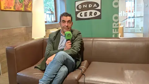 Presidente da Deputación de Pontevedra, o popular Luis López. Almorzo informativo no Hotel Rías Bajas