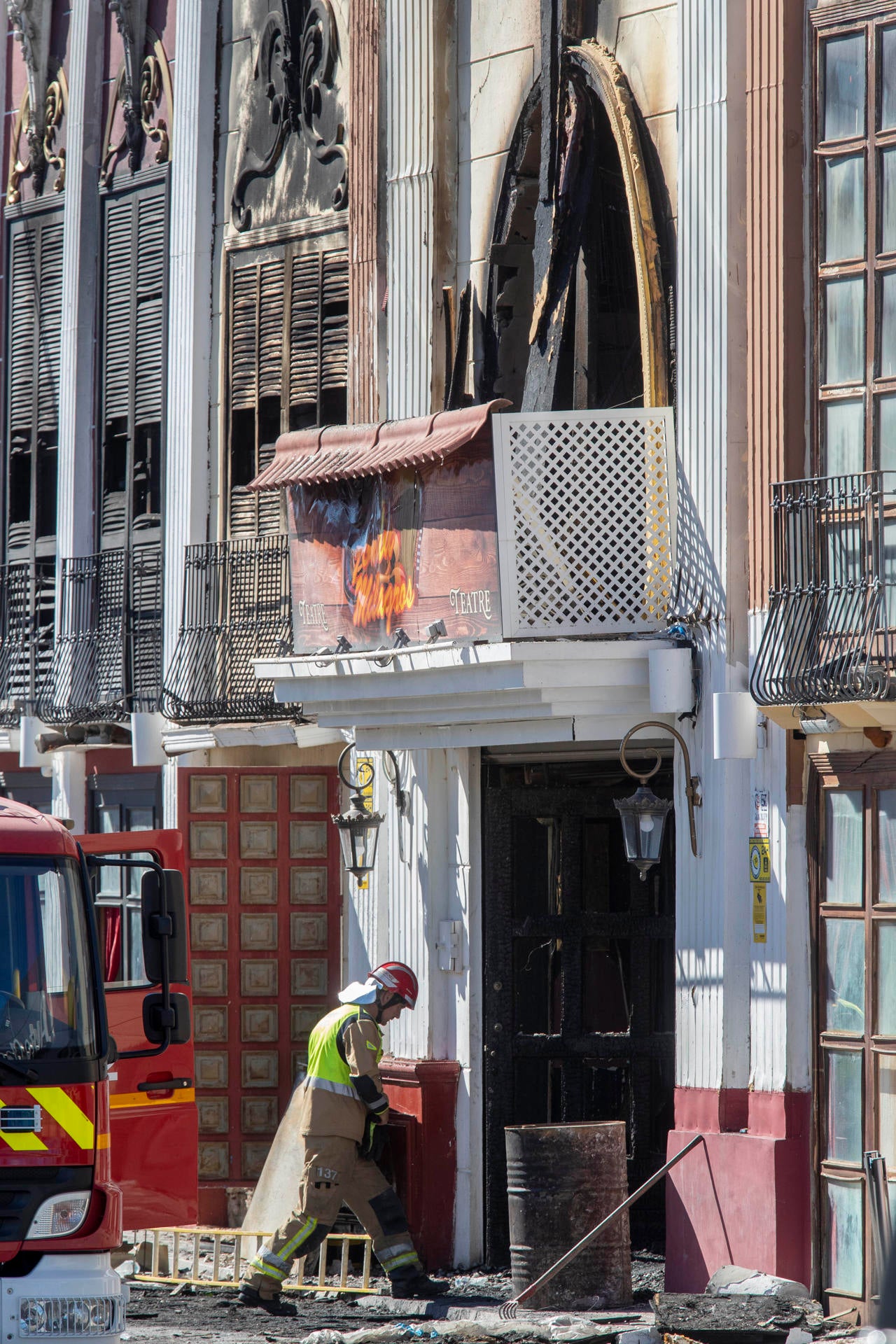 Salen a la luz nuevos detalles sobre el incendio en las discotecas de Murcia: de la toma de agua al desalojo Salen a la luz nuevos detalles sobre el incendio en las discotecas de Murcia: de la toma de agua al desalojo
