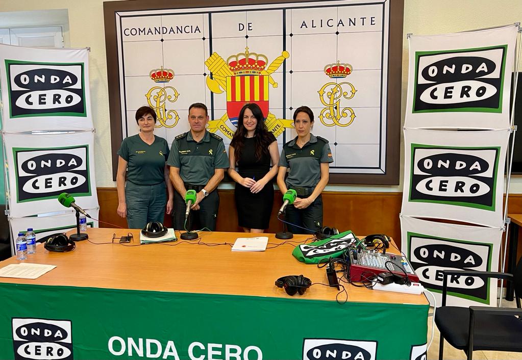 La Guardia Civil de Alicante se especializa contra los nuevos delitos prevalentes con menores y ciberdelincuentes La Guardia Civil de Alicante se especializa contra los nuevos delitos prevalentes con menores y ciberdelincuentes