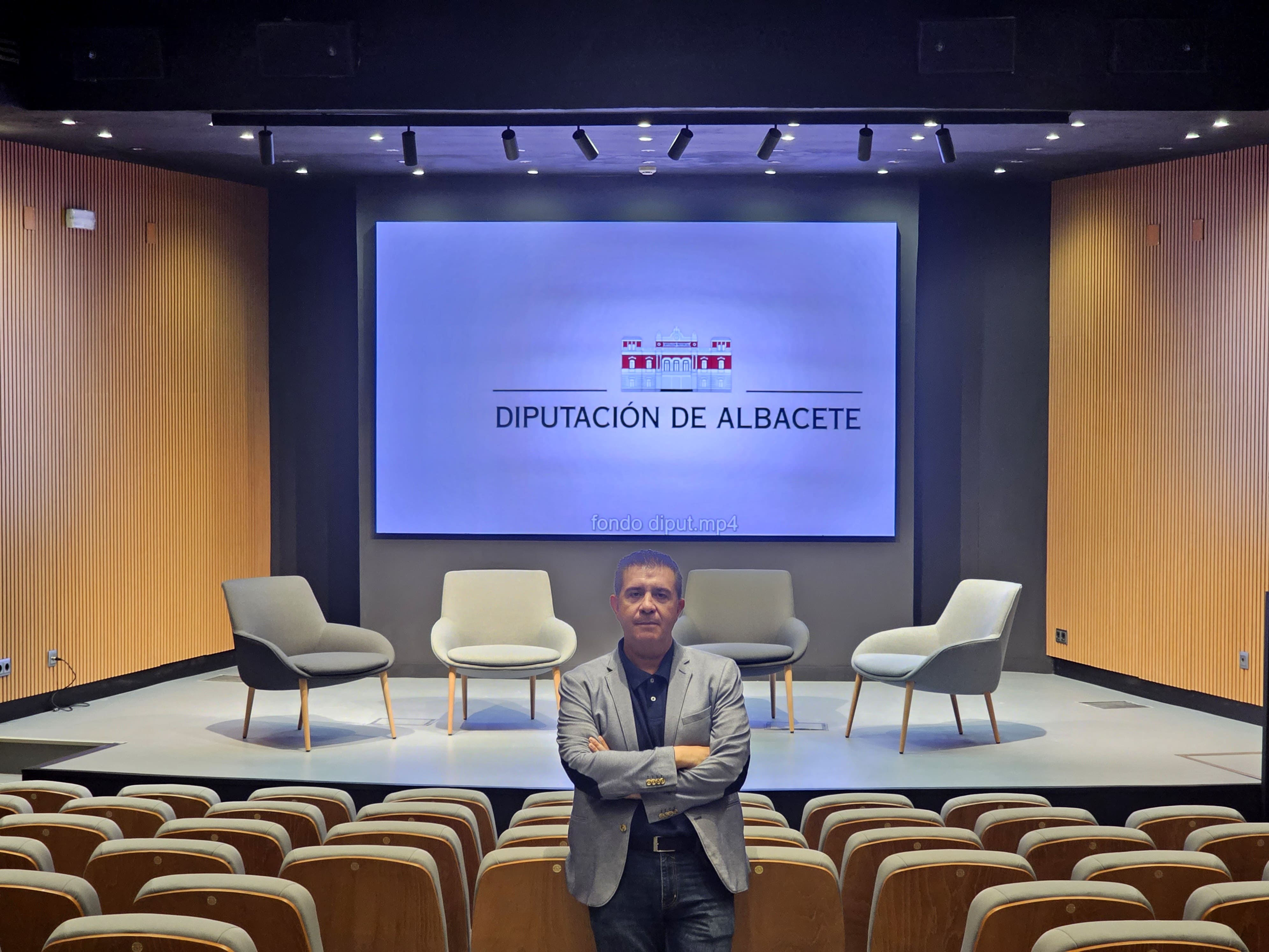 La Diputación de Albacete estrena Salón de Actos más accesible y sostenible La Diputación de Albacete estrena Salón de Actos más accesible y sostenible