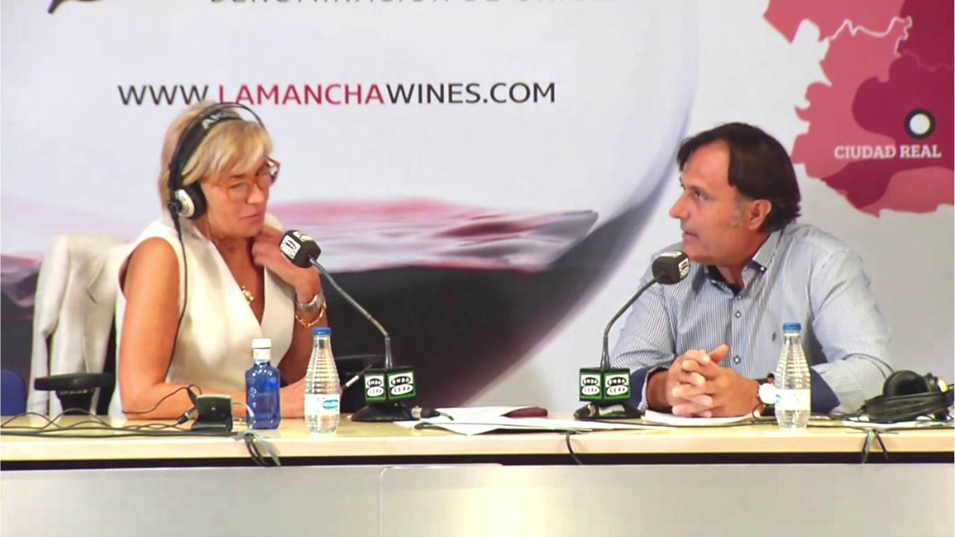 Carlos David Bonilla, presidente de la DO La Mancha: "Estamos poniendo el vino de moda" Carlos David Bonilla, presidente de la DO La Mancha: "Estamos poniendo el vino de moda"