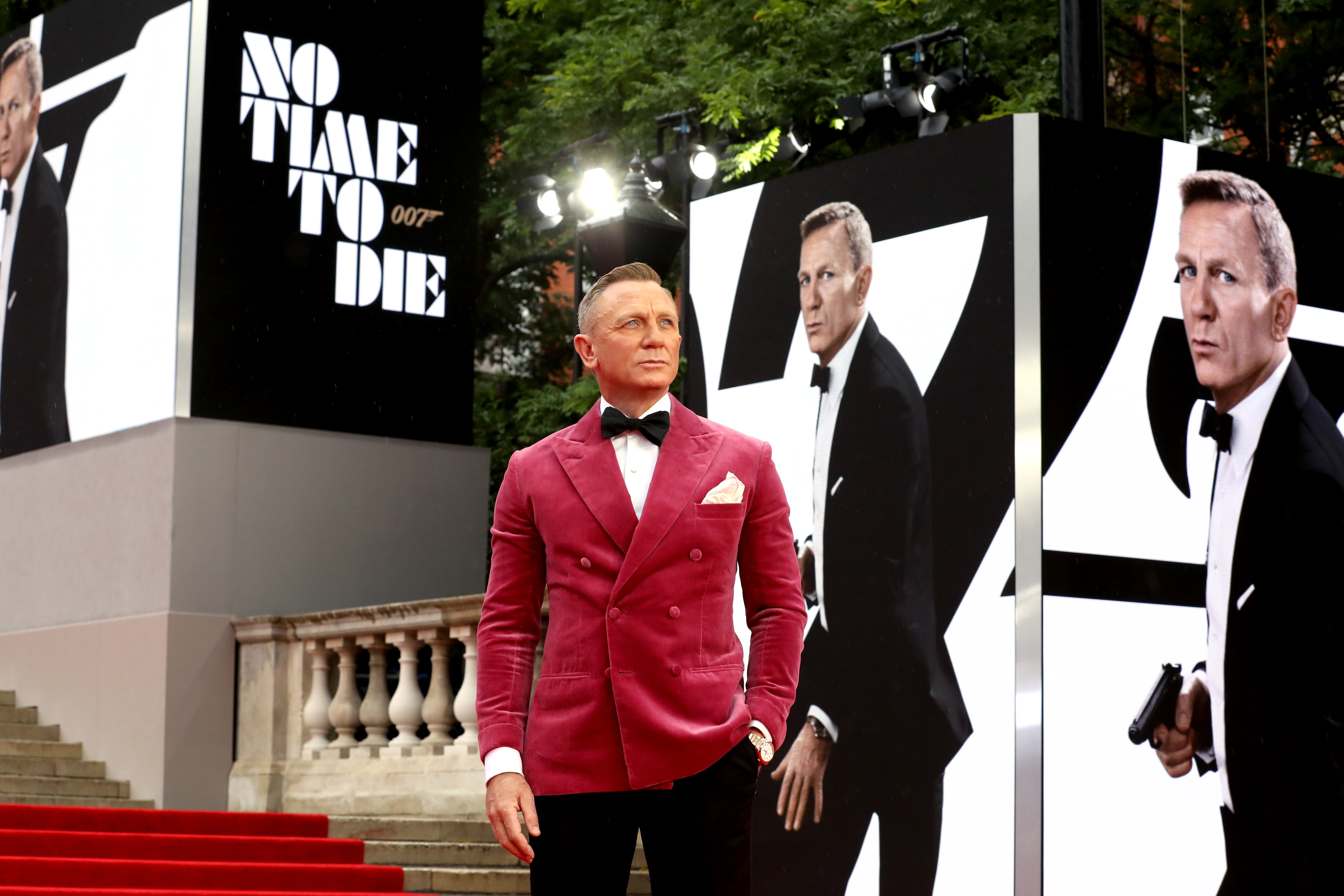 Instrucciones para ser James Bond Instrucciones para ser James Bond