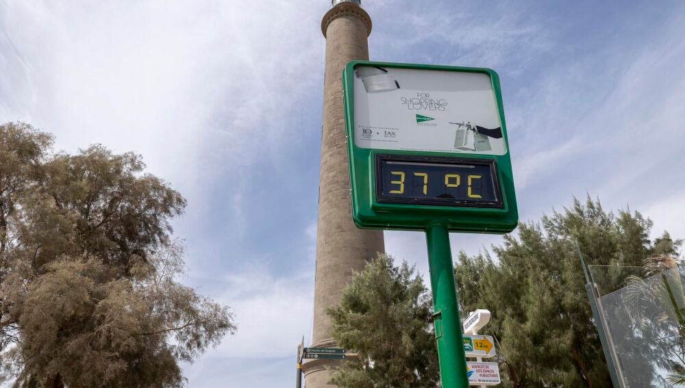 El calor vuelve a ser protagonista en un viernes en el que podrían rozarse los 40 grados
