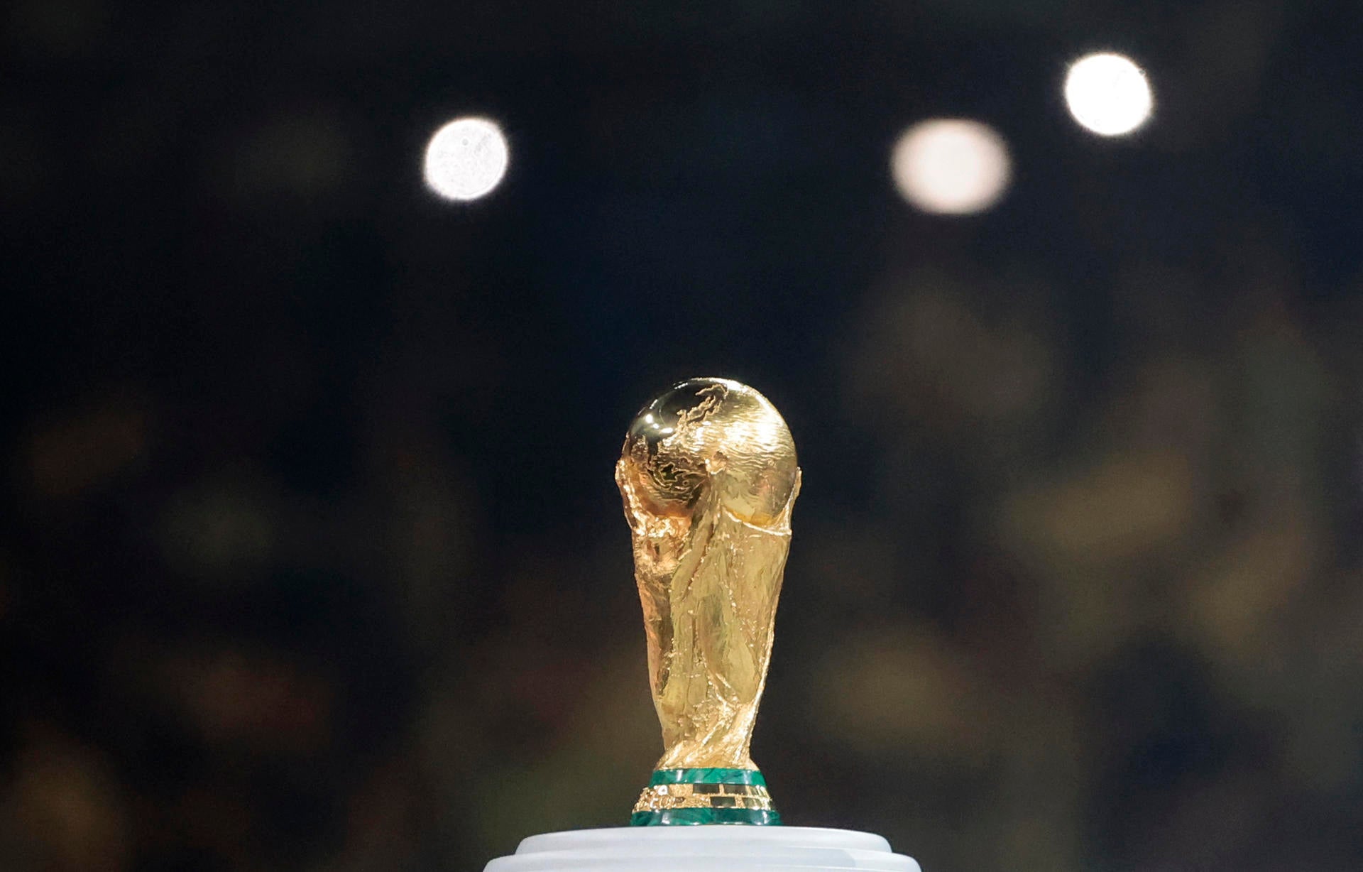 Fotografía del trofeo de la Copa del Mundo Fotografía del trofeo de la Copa del Mundo