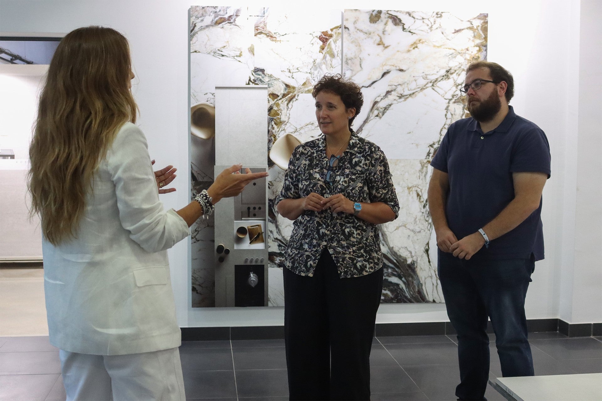 El Ayuntamiento de Onda ha destinado más de 11.000 euros para la creación de empleo de las empresas locales El Ayuntamiento de Onda ha destinado más de 11.000 euros para la creación de empleo de las empresas locales