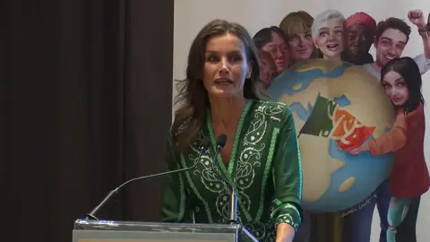 La reina de España recita un rap para concienciar sobre la salud mental La reina de España recita un rap para concienciar sobre la salud mental