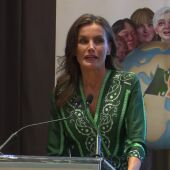 La reina de España recita un rap para concienciar sobre la salud mental