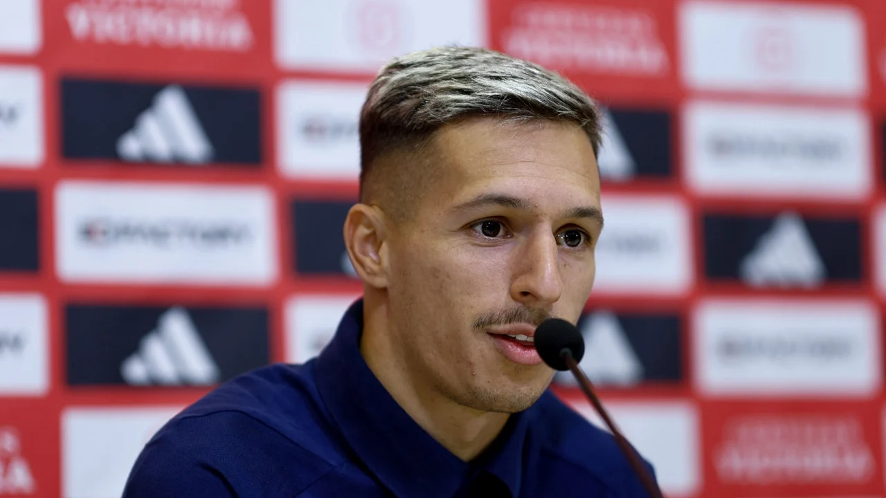 Bryan Zaragoza con la selección española
