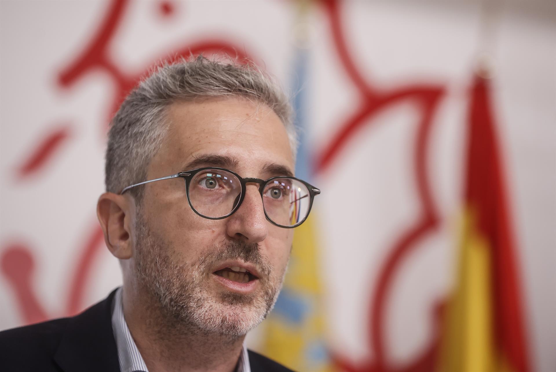 El PSPV asegura que la Generalitat perderá 920 millones hasta 2027 por el "regalo fiscal" de Mazón El PSPV asegura que la Generalitat perderá 920 millones hasta 2027 por el "regalo fiscal" de Mazón