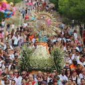 Benejúzar espera a miles de romeros para acompañar a la Virgen del Pilar este jueves Benejúzar espera a miles de romeros para acompañar a la Virgen del Pilar este jueves