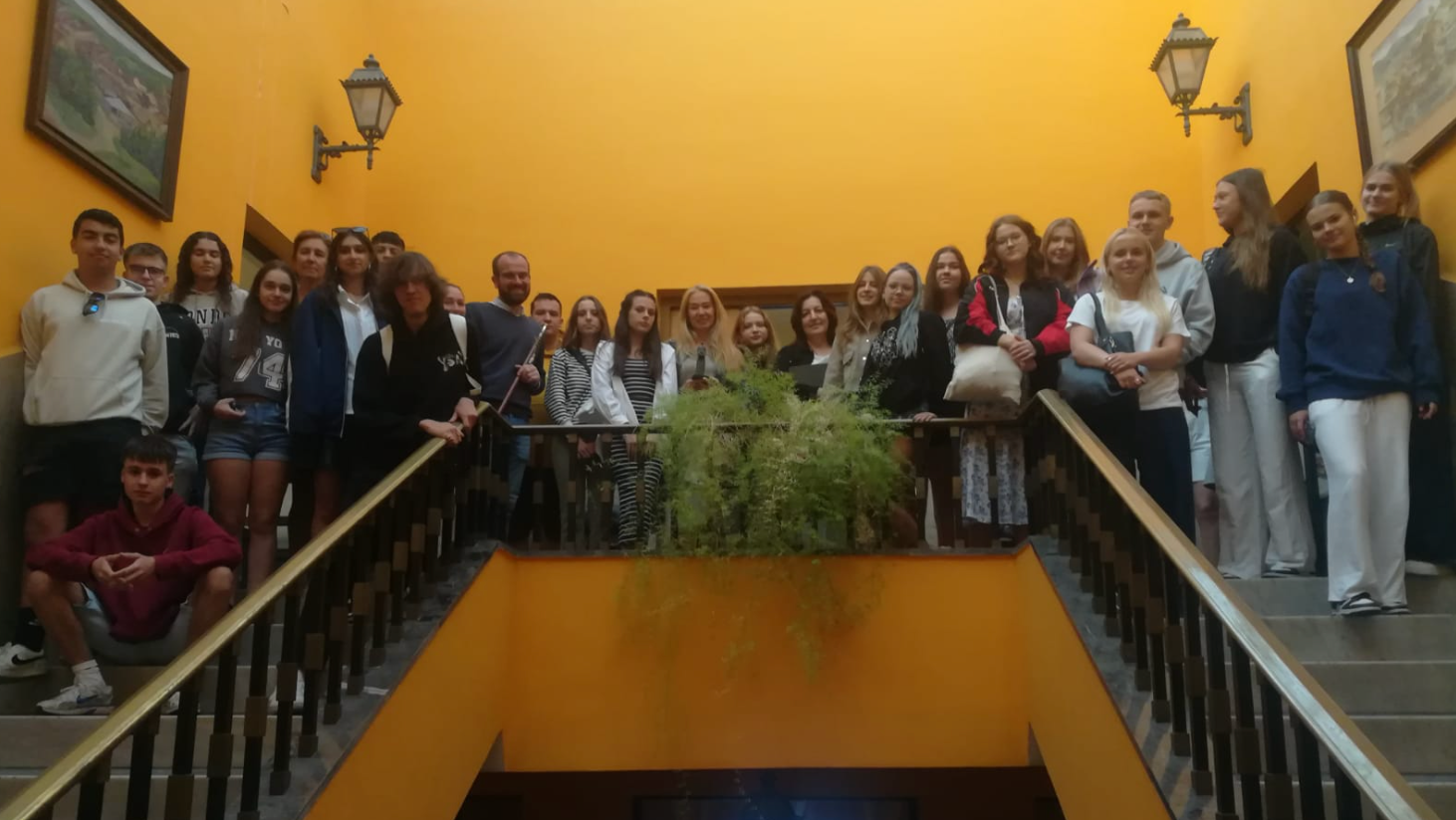 El proyecto Erasmus trae a Piloña la visita de un grupo de estudiantes de Letonia El proyecto Erasmus trae a Piloña la visita de un grupo de estudiantes de Letonia