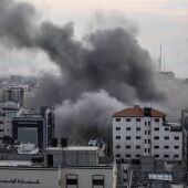 Imagen de un bombardeo de Israel contra instalaciones de Hamás en la Franja de Gaza. 