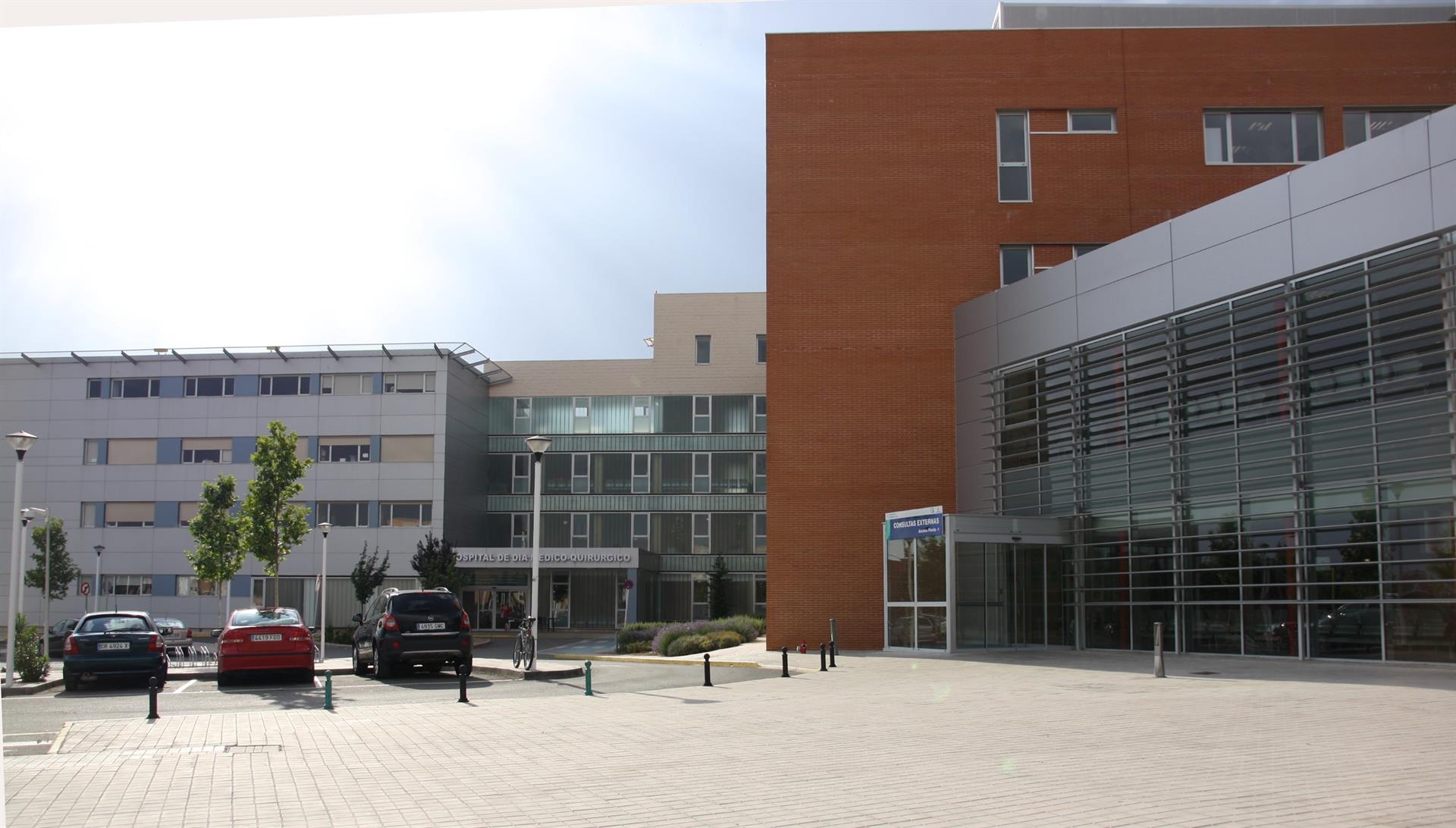 Cinco heridos tras la colisión de dos turismos, uno de los cuales circulaba en sentido contrario, en Herencia Cinco heridos tras la colisión de dos turismos, uno de los cuales circulaba en sentido contrario, en Herencia