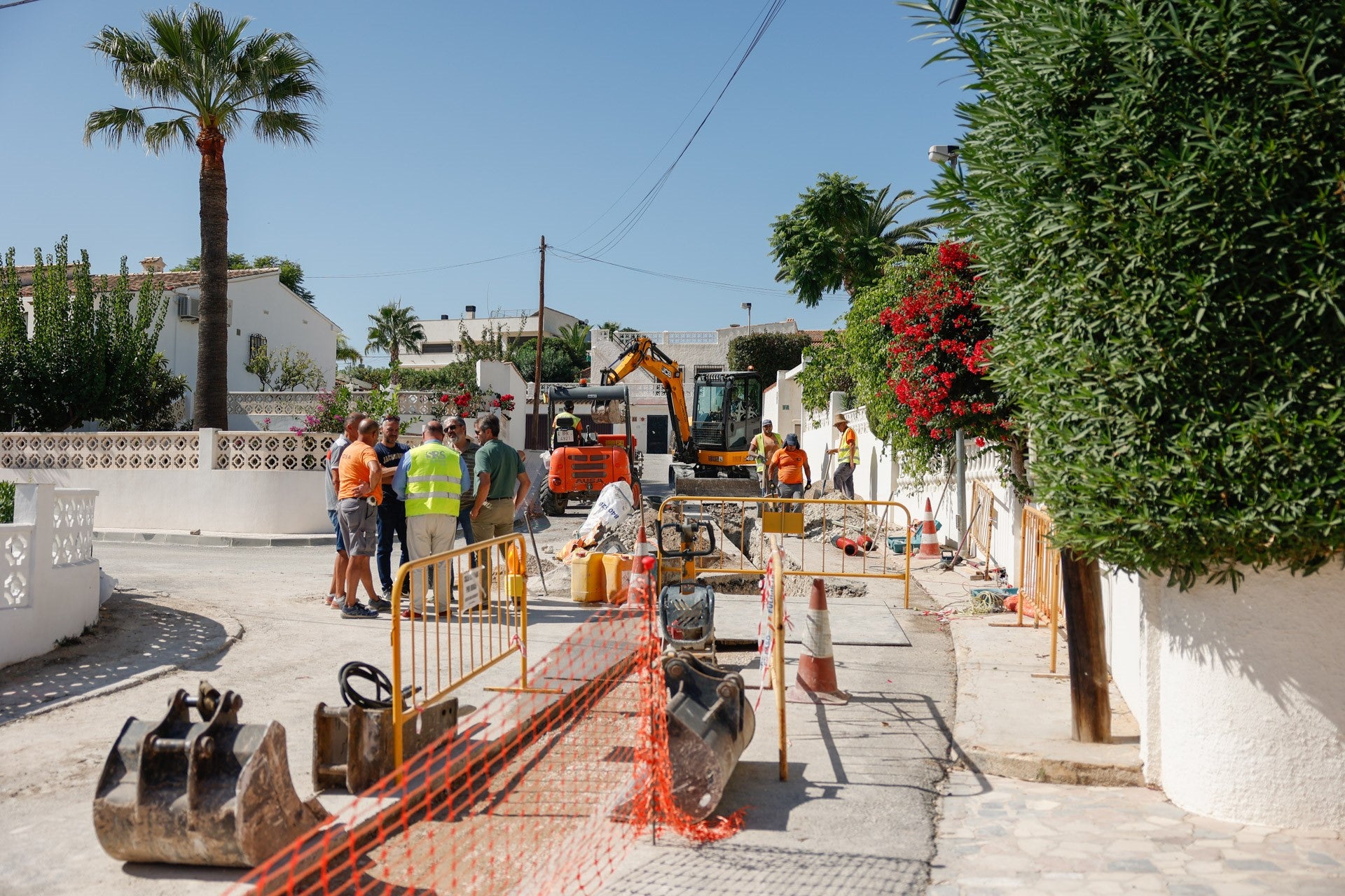 L'Alfàs inicia las obras en las conducciones hidráulicas de la Urbanización Foia Blanca L'Alfàs inicia las obras en las conducciones hidráulicas de la Urbanización Foia Blanca
