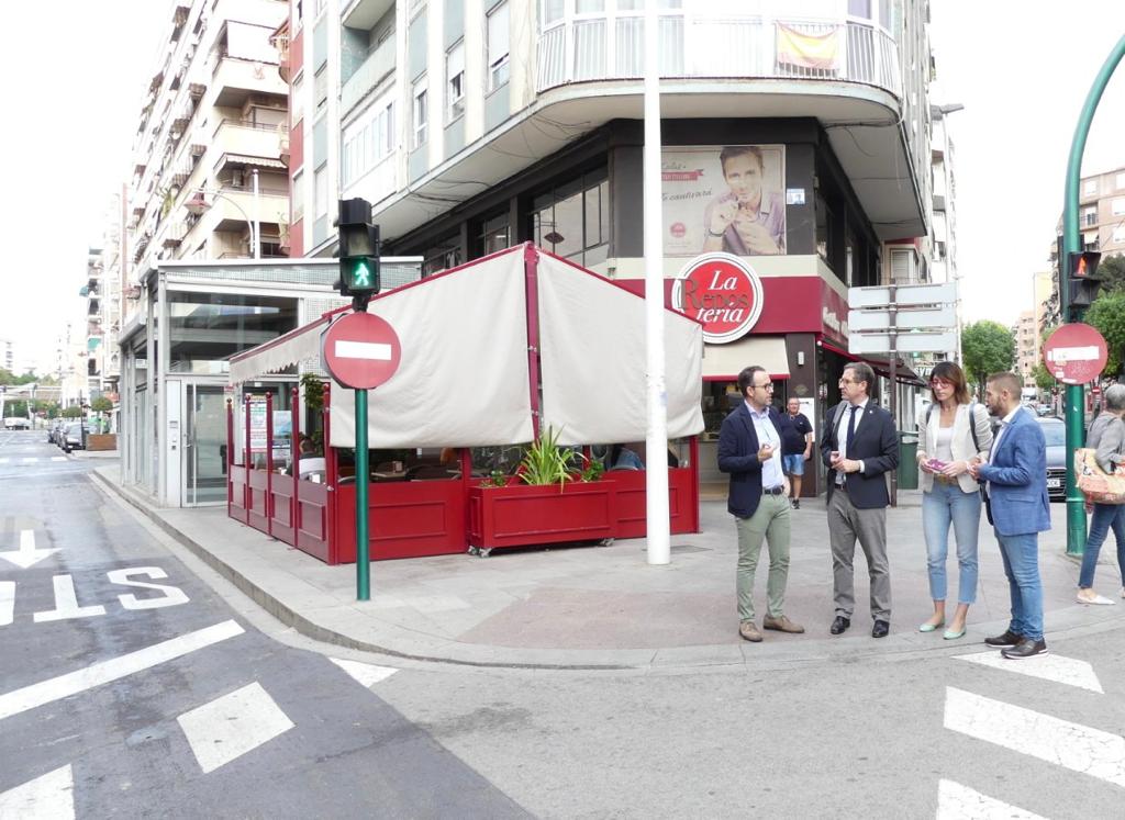 El PSOE pide a la Comisión Europea que se pronuncie sobre la Cruz de los Caídos de Elche y la eliminación de carriles bici El PSOE pide a la Comisión Europea que se pronuncie sobre la Cruz de los Caídos de Elche y la eliminación de carriles bici