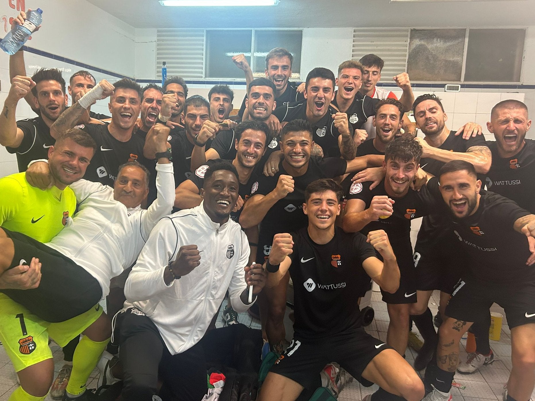 El Saguntino vuelve a casa con derrota frente al Torrent CF El Saguntino vuelve a casa con derrota frente al Torrent CF