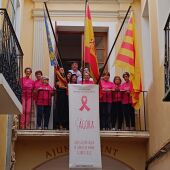 Ágora tiñe de rosa la Vila Joiosa.