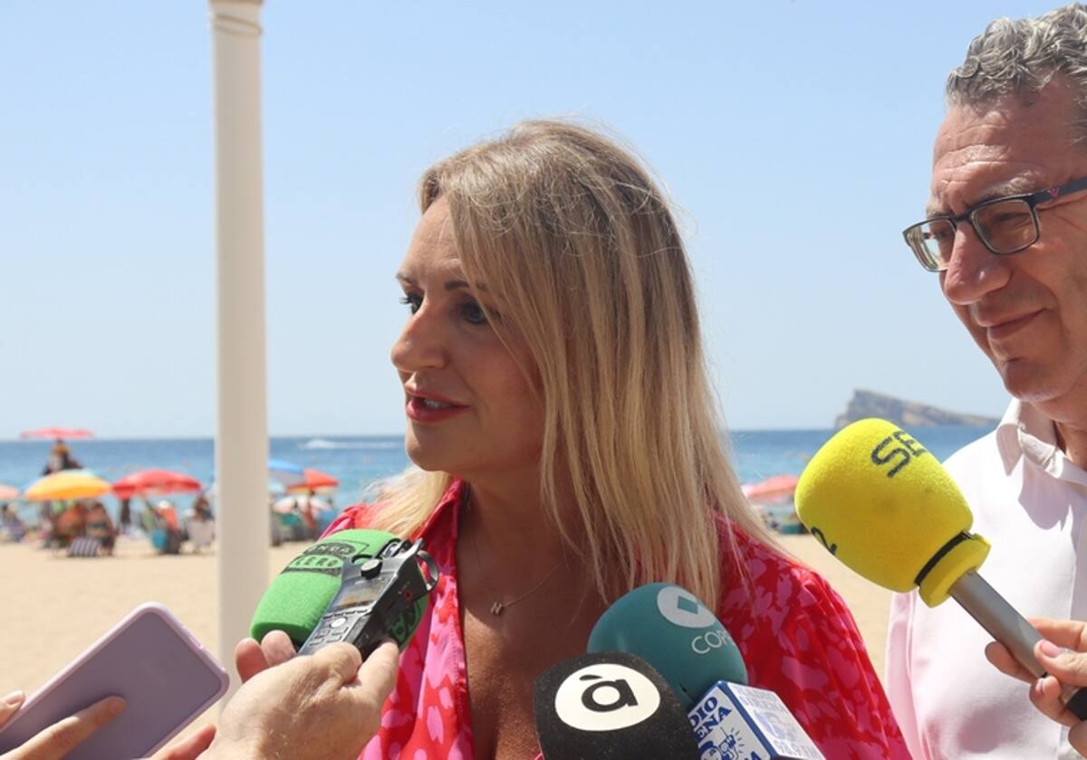 Montes: "El 24 de junio será festivo en toda la Comunidad; las empresas sólo elegirán cómo compensarlo" Montes: "El 24 de junio será festivo en toda la Comunidad; las empresas sólo elegirán cómo compensarlo"