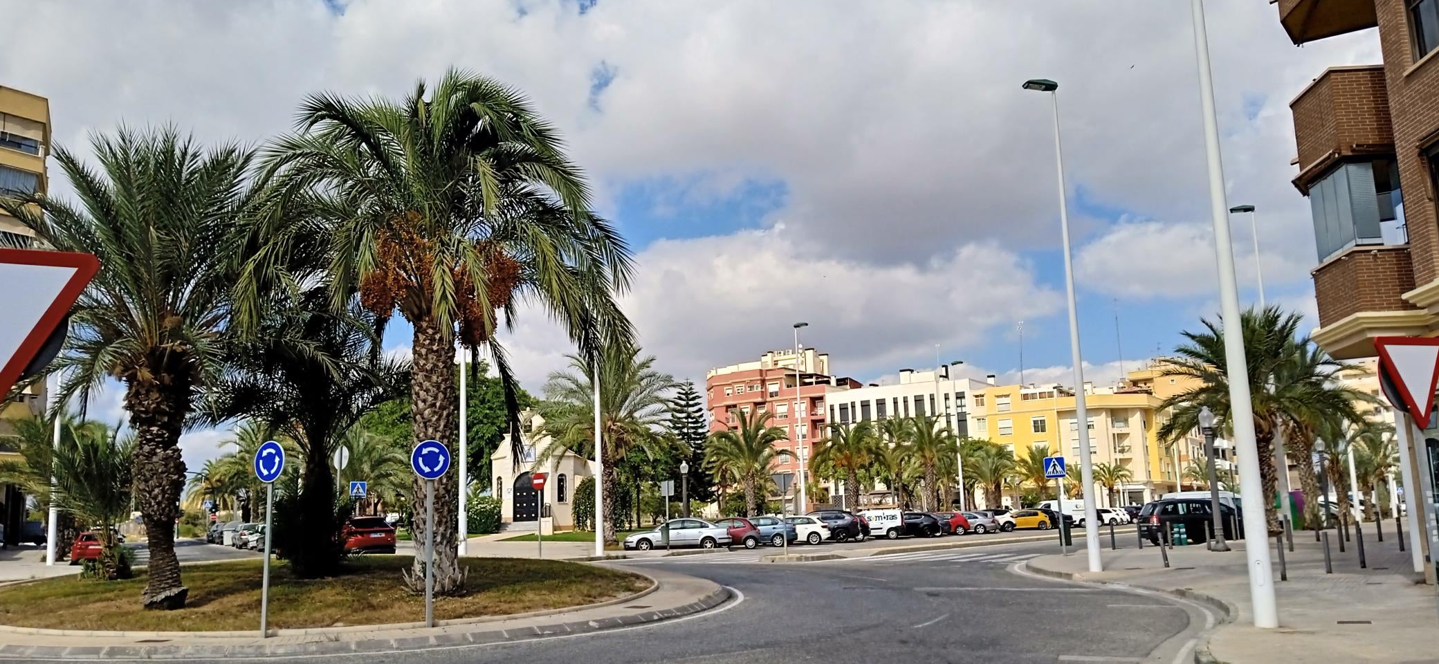El jueves en Elche, Crevillent y Santa Pola: soleado con paso de algunas nubes altas y viento flojo El jueves en Elche, Crevillent y Santa Pola: soleado con paso de algunas nubes altas y viento flojo