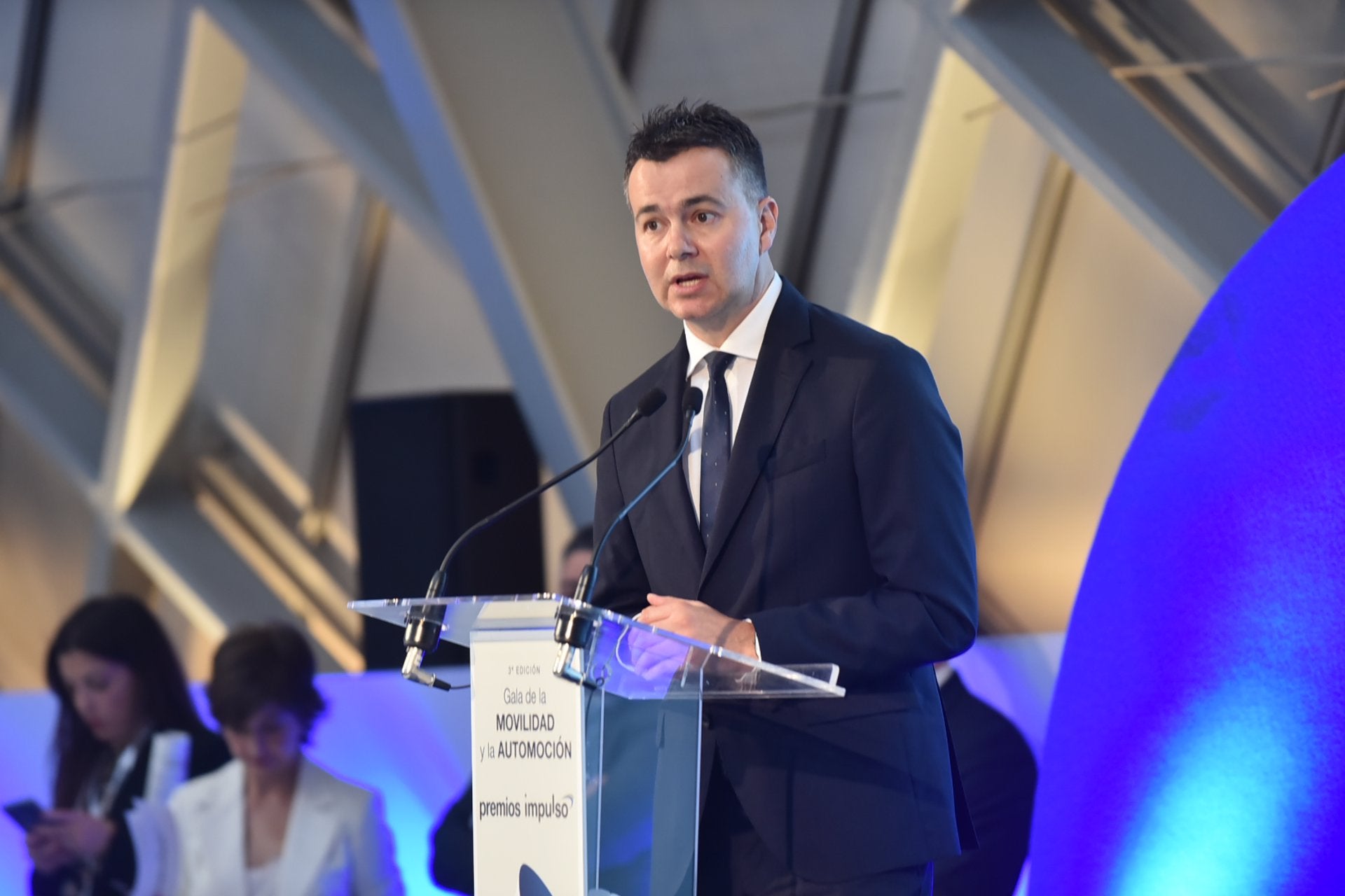 Industria muestra su compromiso para que Aragón tenga una fábrica de baterías Industria muestra su compromiso para que Aragón tenga una fábrica de baterías